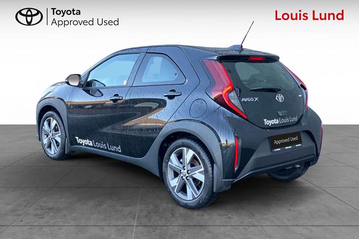 Sort Toyota Aygo X fra 2026