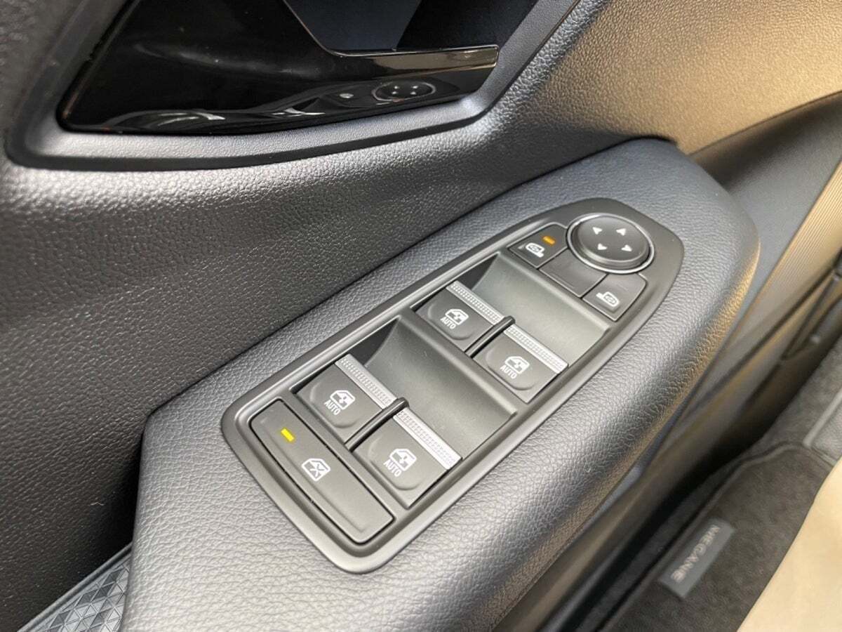 Hvid Renault Megane E-Tech fra 2022