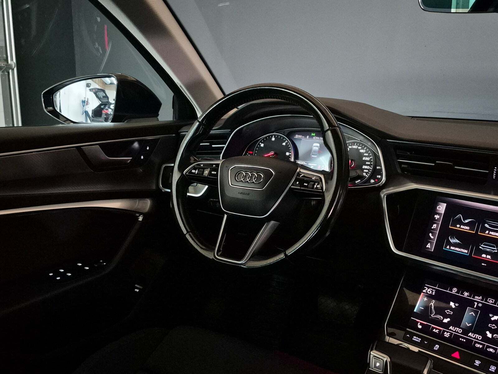 Sort Audi A6 fra 2019