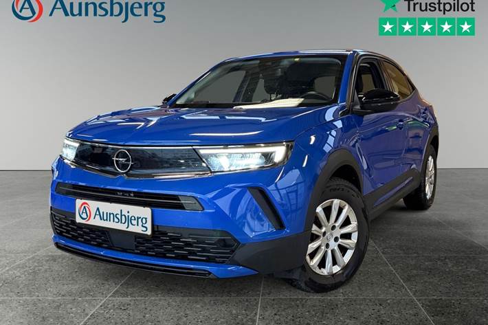 Blå Opel Mokka-e fra 2022