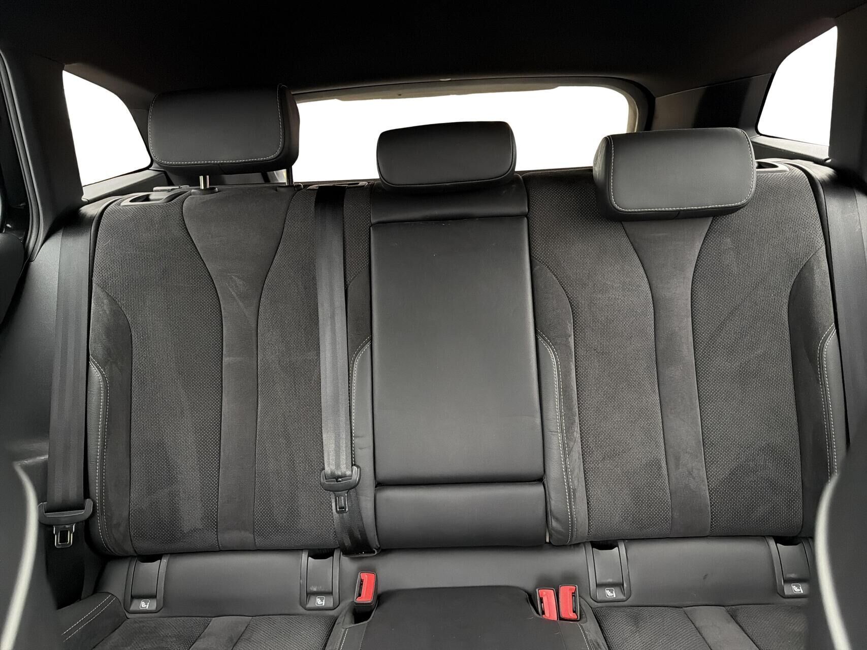 Sort Skoda Enyaq fra 2022