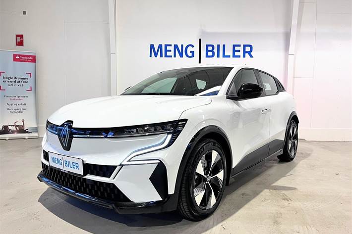 Hvid Renault Mégane fra 2023 set udefra