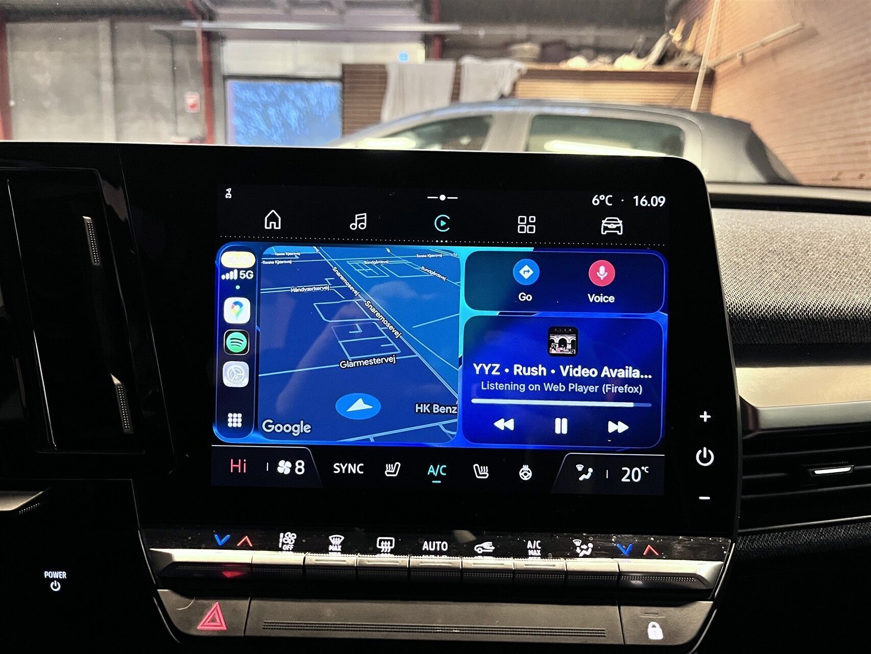 Hvid Renault Mégane fra 2023