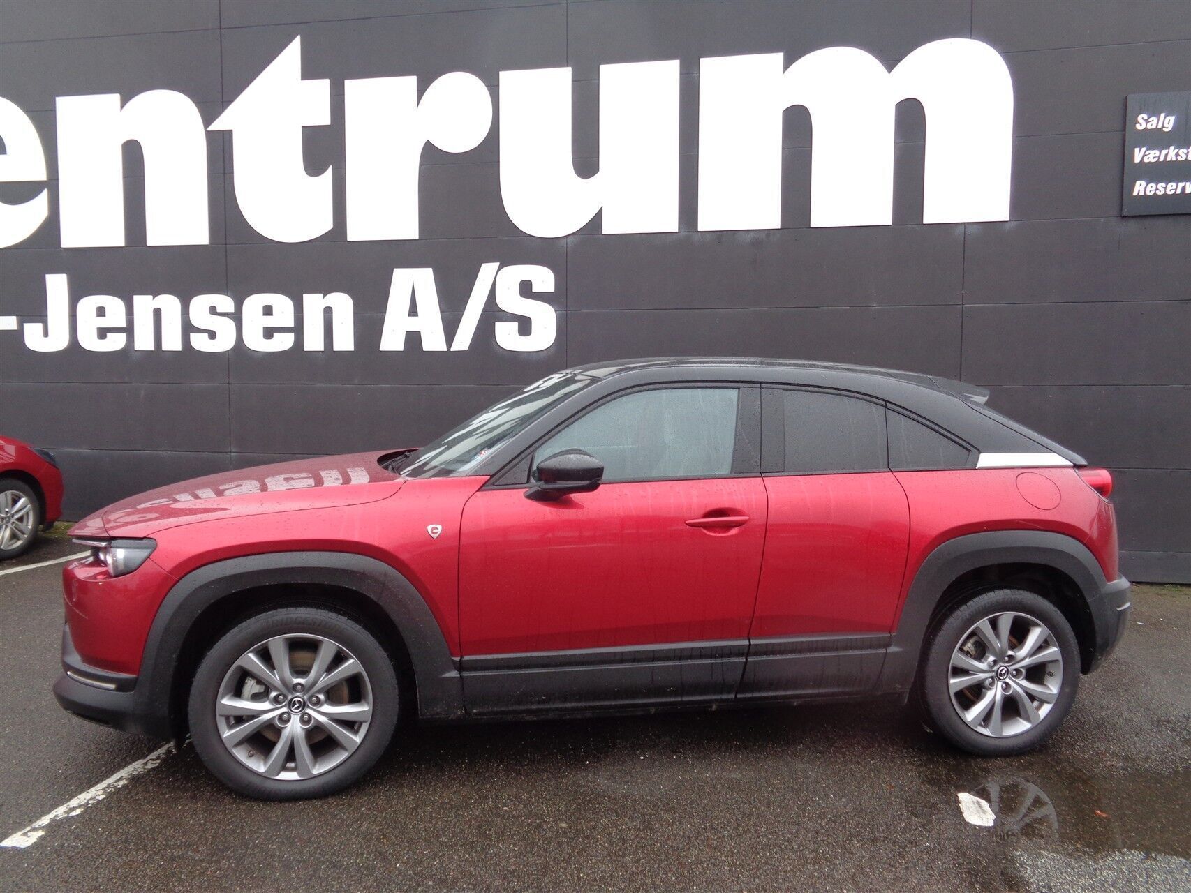 Mazda MX-30 0,8 e-Skyactiv R-EV  Plugin-hybrid Advance 170HK 5d Trinl. Gear