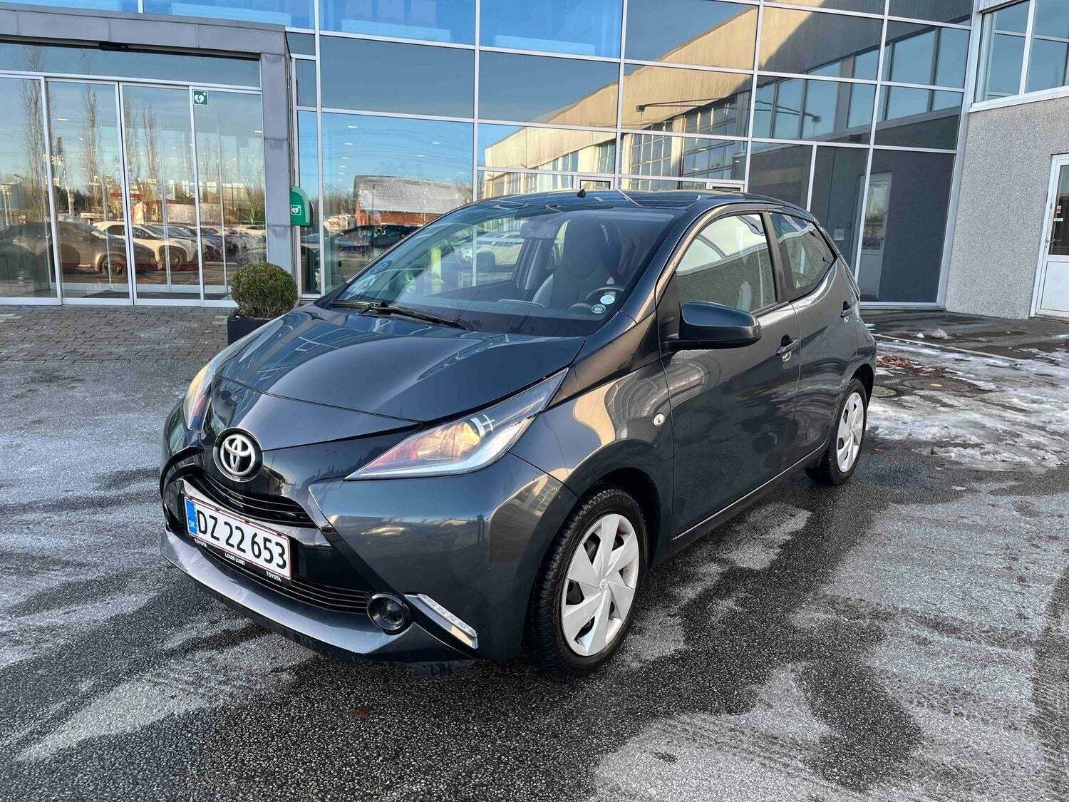 Toyota Aygo 1,0 VVT-i x-play
