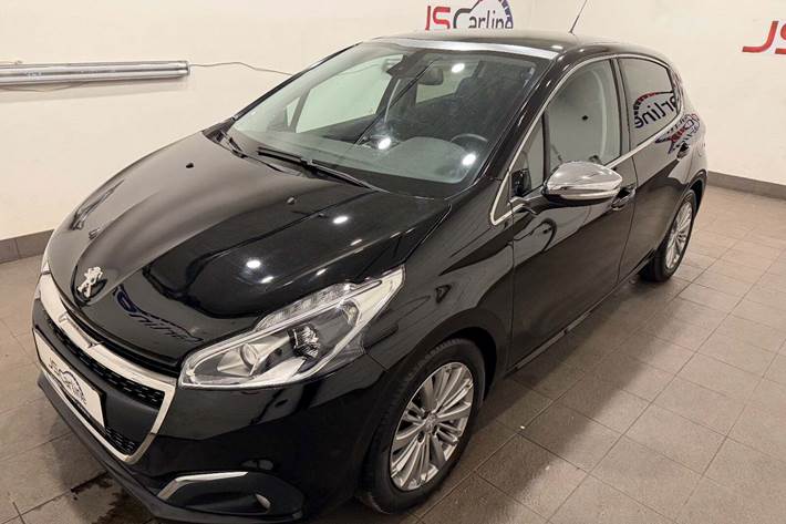 undefined Peugeot 208 fra 2017 set udefra