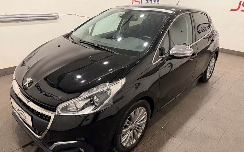 Peugeot 208 1,6 BlueHDi 100 Chili Sky+