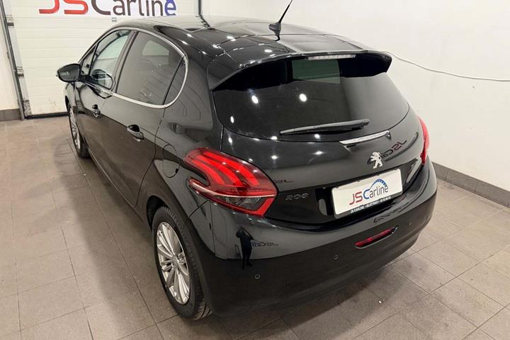 undefined Peugeot 208 fra 2017