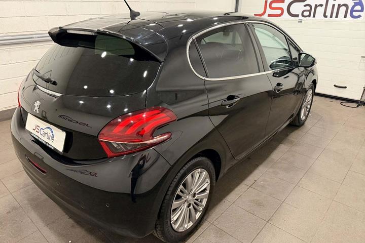 undefined Peugeot 208 fra 2017