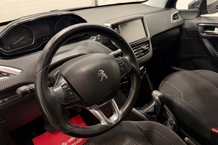 undefined Peugeot 208 fra 2017