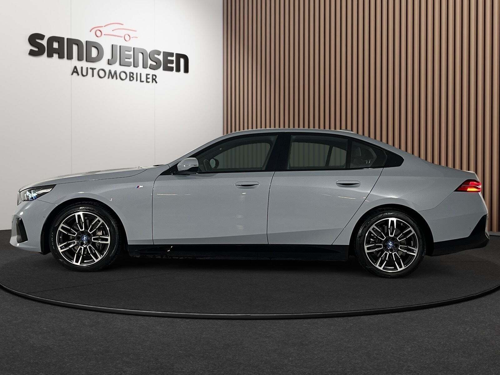 BMW i5 eDrive40 M-Sport