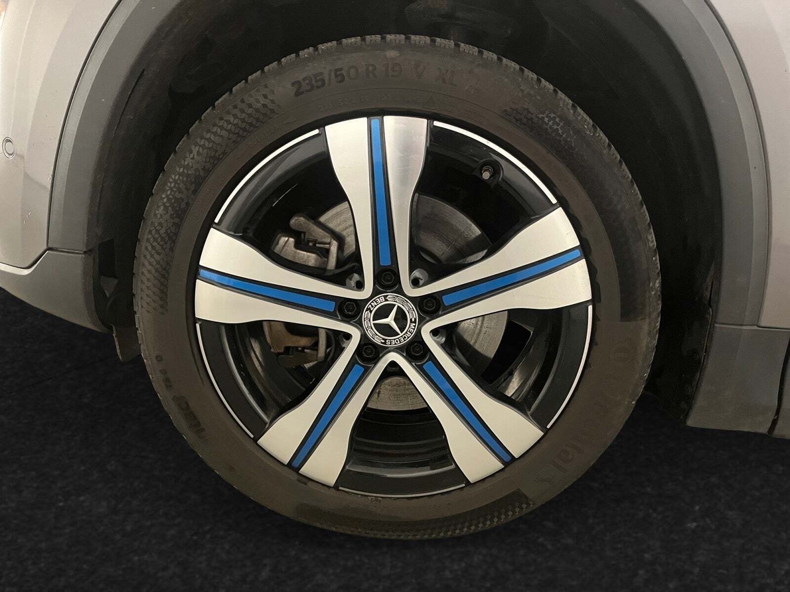 Grå Mercedes EQA250 fra 2022