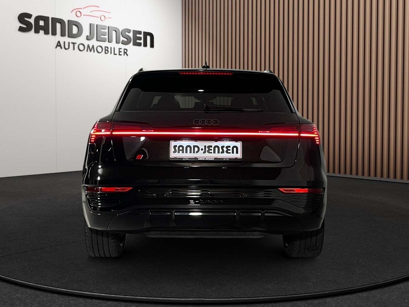Audi Q8 e-tron 50 S-line quattro