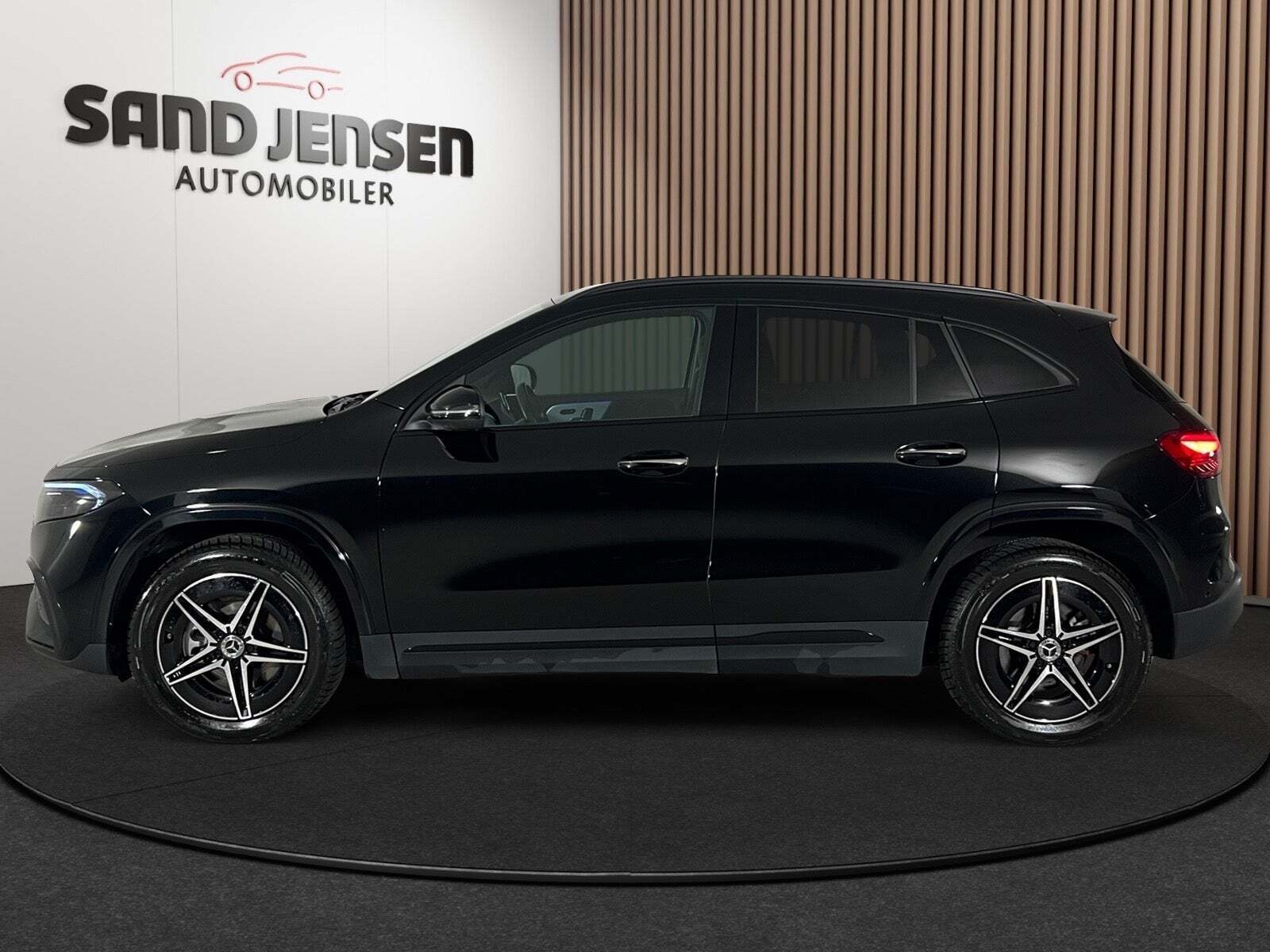 Mercedes EQA300 AMG Line 4Matic