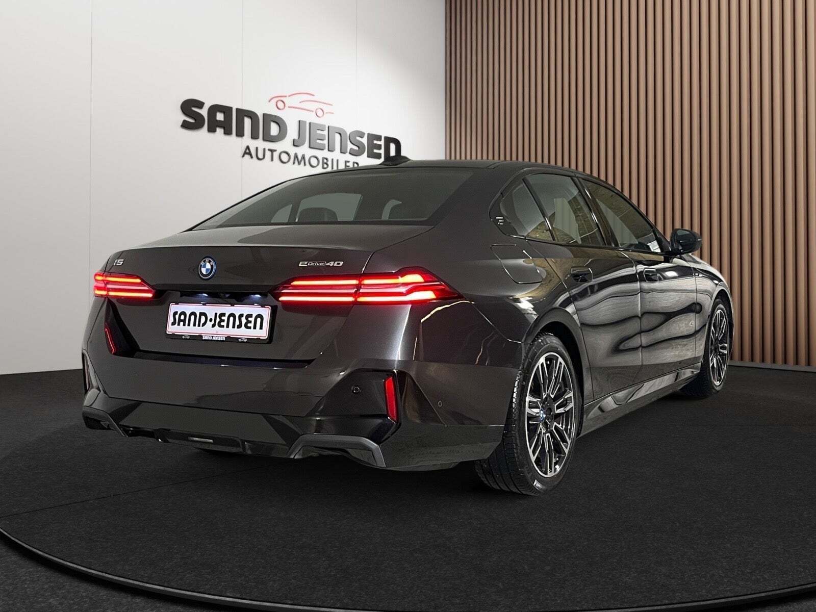 BMW i5 eDrive40 M-Sport