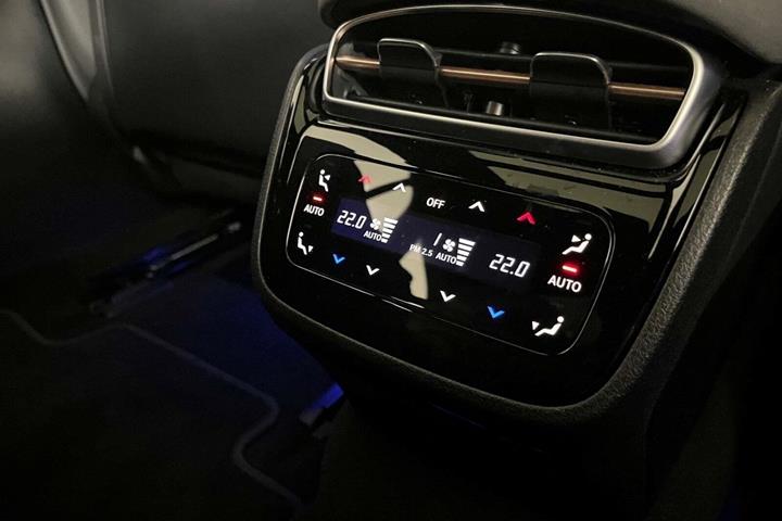 Sort Mercedes EQS450+ fra 2025