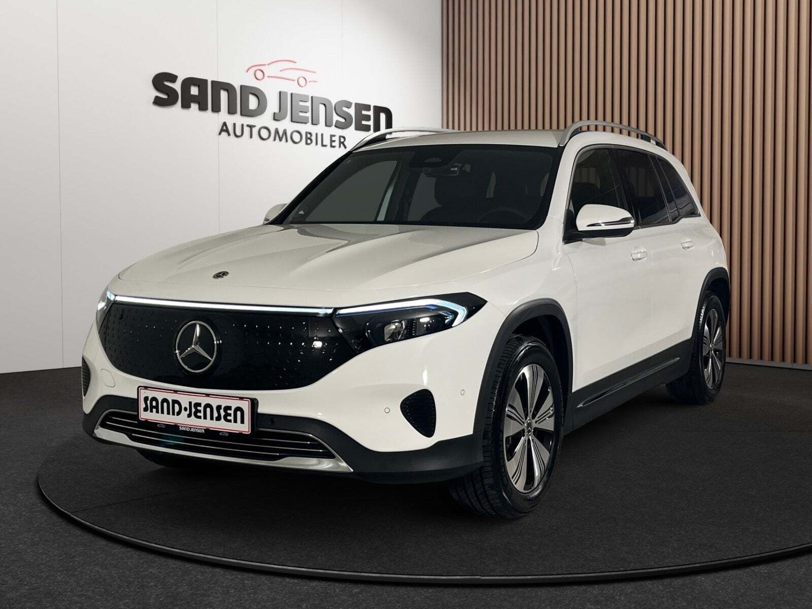 Mercedes EQB300 Progressive 4Matic Van