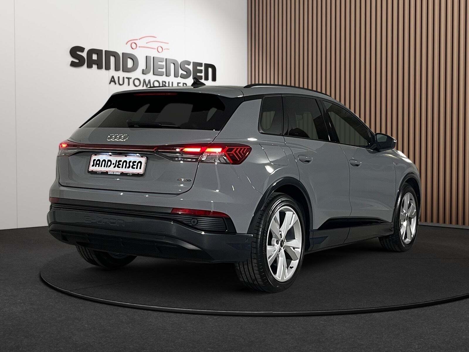 Audi Q4 e-tron 45 S-line quattro