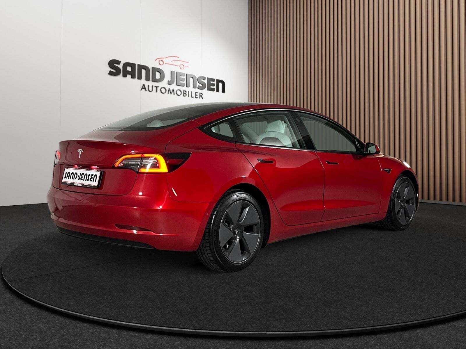 Tesla Model 3 Standard Range+ RWD