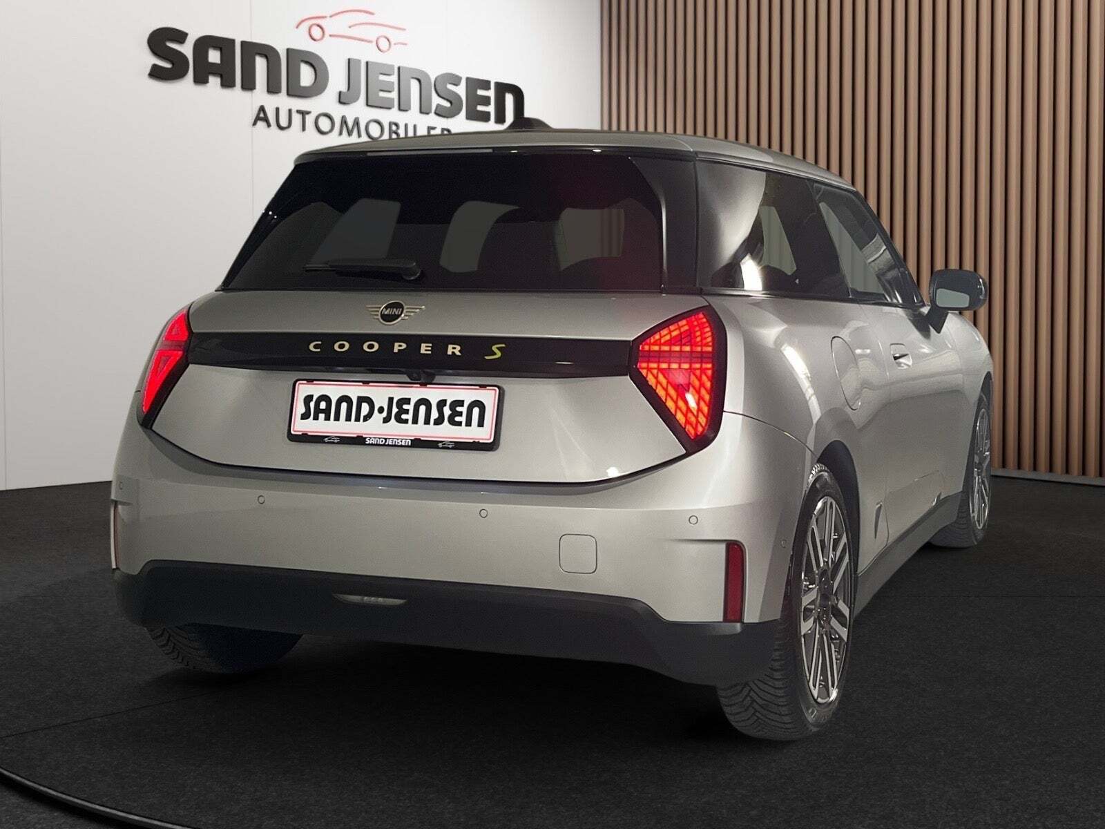 Mini Cooper SE Classic Trim M