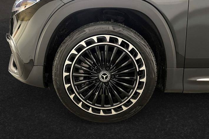 Sort Mercedes EQB350 fra 2022