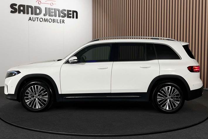 Hvid Mercedes EQB250+ fra 2025