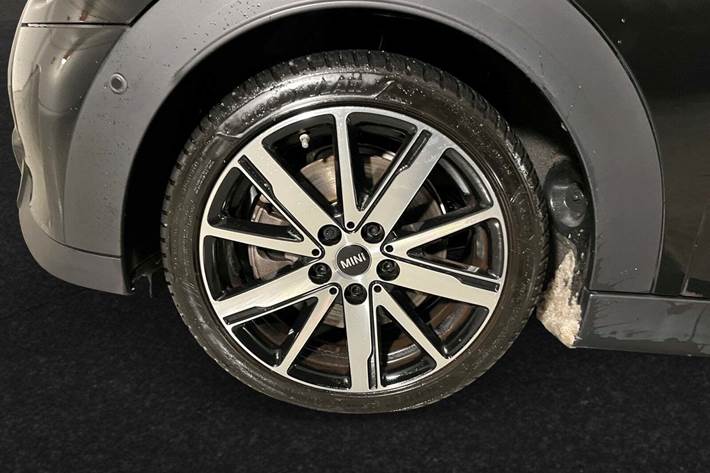 Sort Mini Cooper S fra 2024