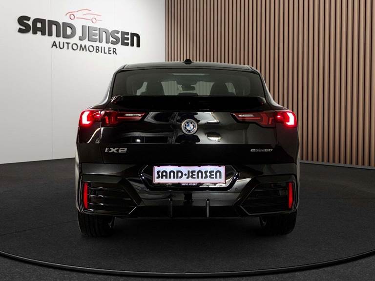 BMW iX2 eDrive20 M-Sport Premium