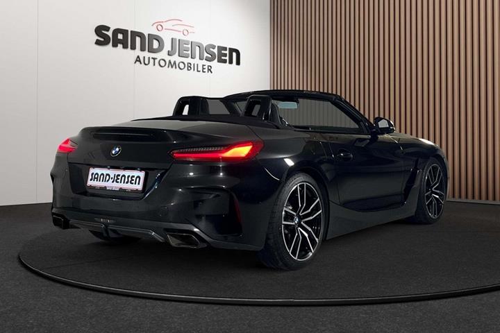 Sort BMW Z4 fra 2020