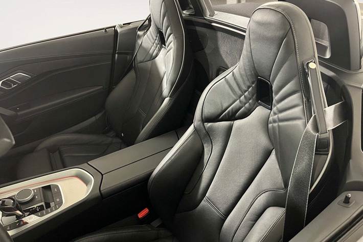 Sort BMW Z4 fra 2020