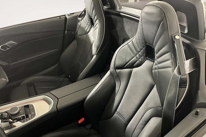 Sort BMW Z4 fra 2020