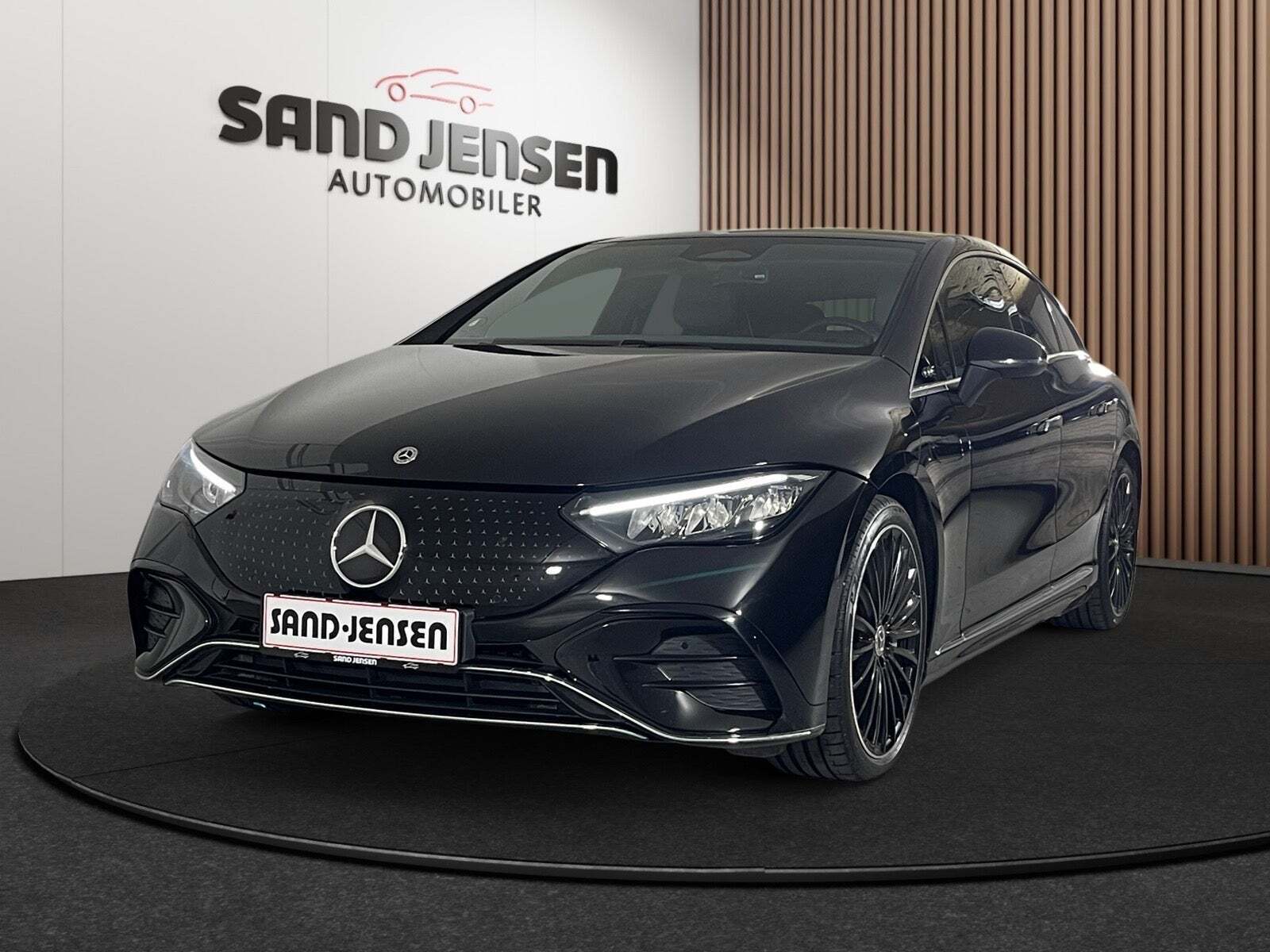 Mercedes EQE350+ AMG Line