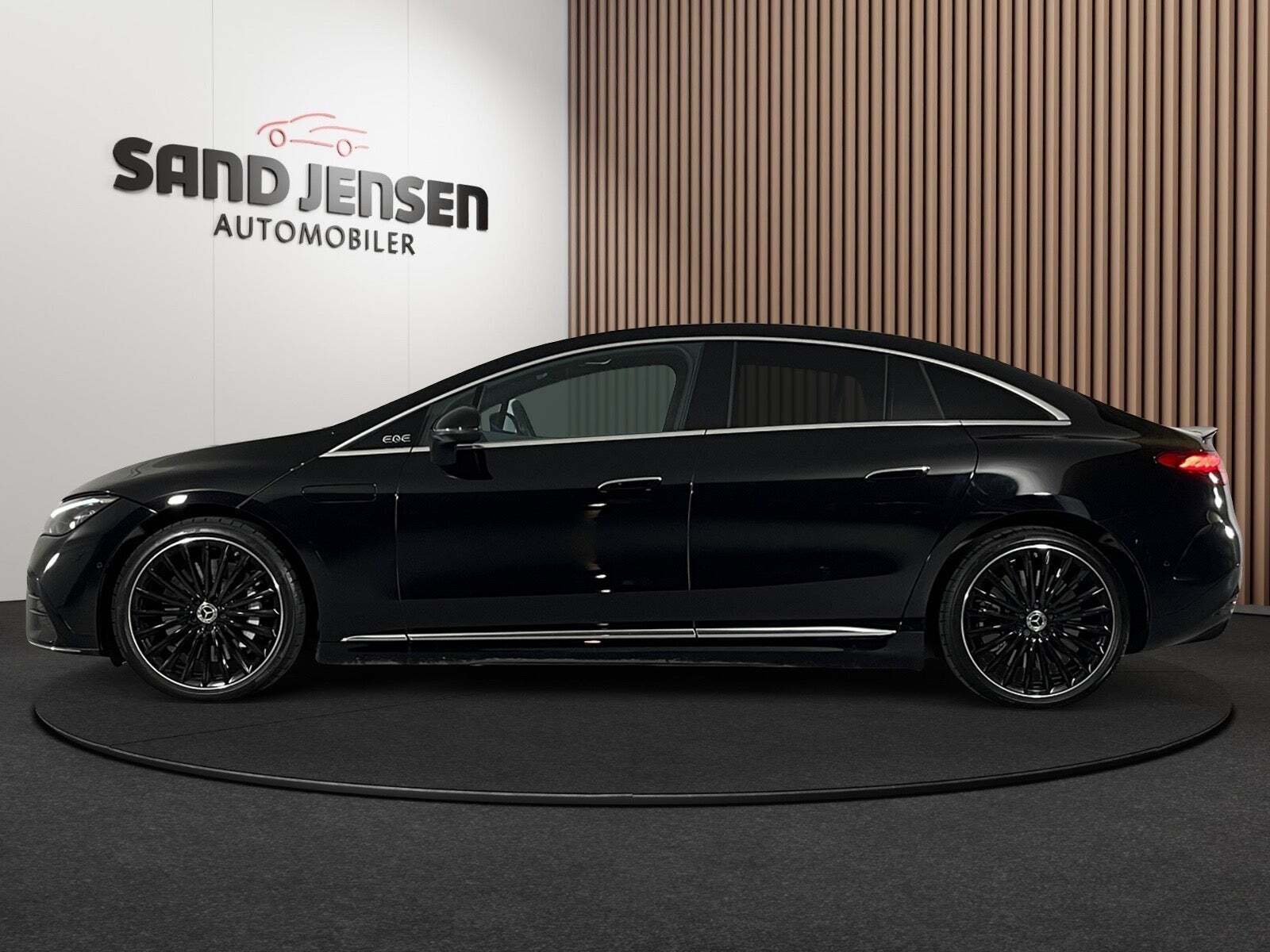 Mercedes EQE350+ AMG Line