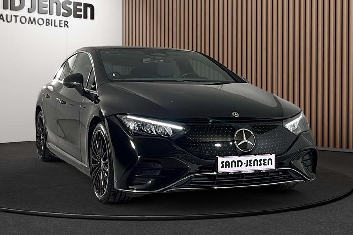 Sort Mercedes EQE350+ fra 2025