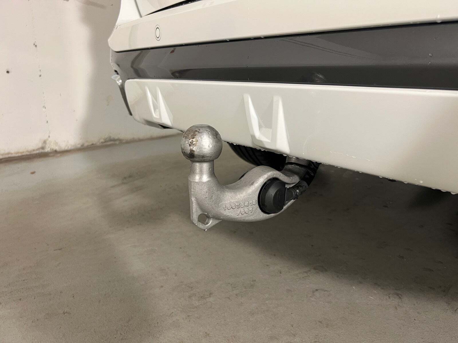 Hvid BMW X5 fra 2025