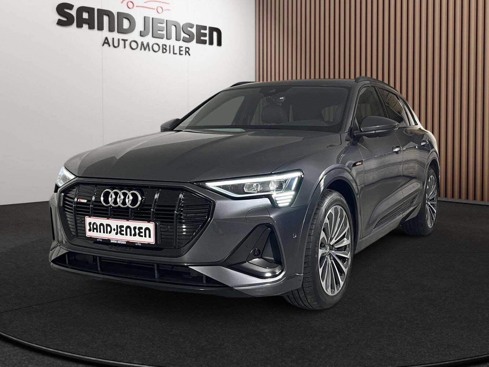 Audi e-tron 55 S-line quattro