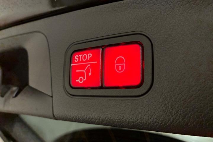Sort Mercedes EQA250 fra 2024