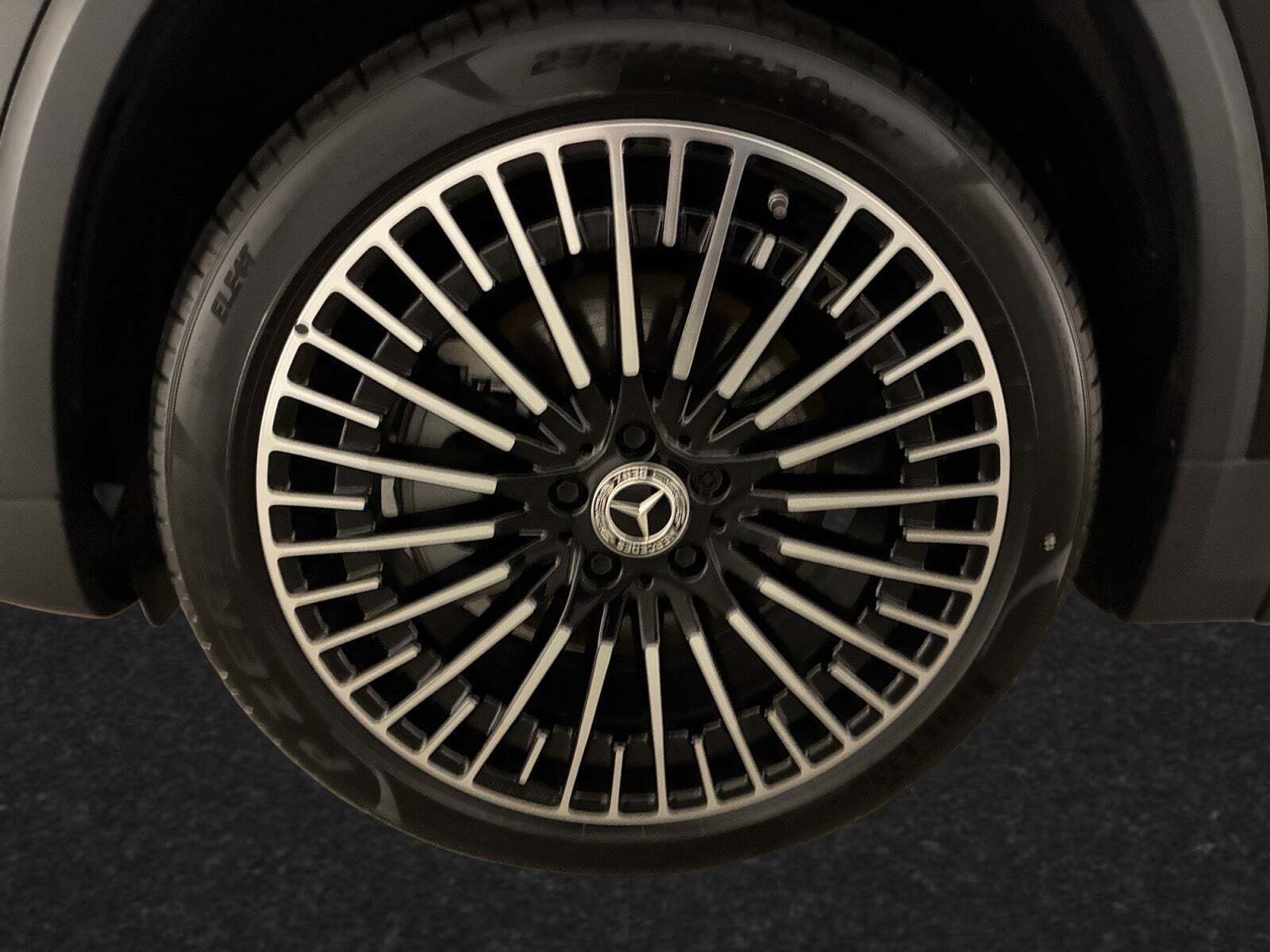 Sort Mercedes EQA250 fra 2024