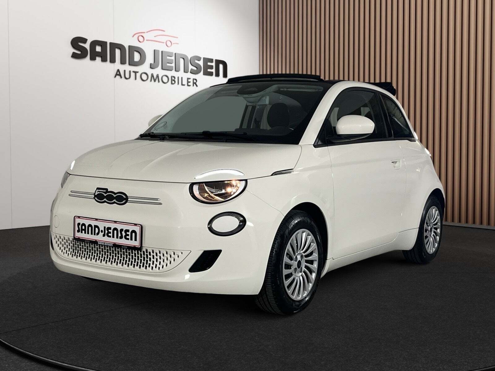 Fiat 500e 42 Icon Cabrio