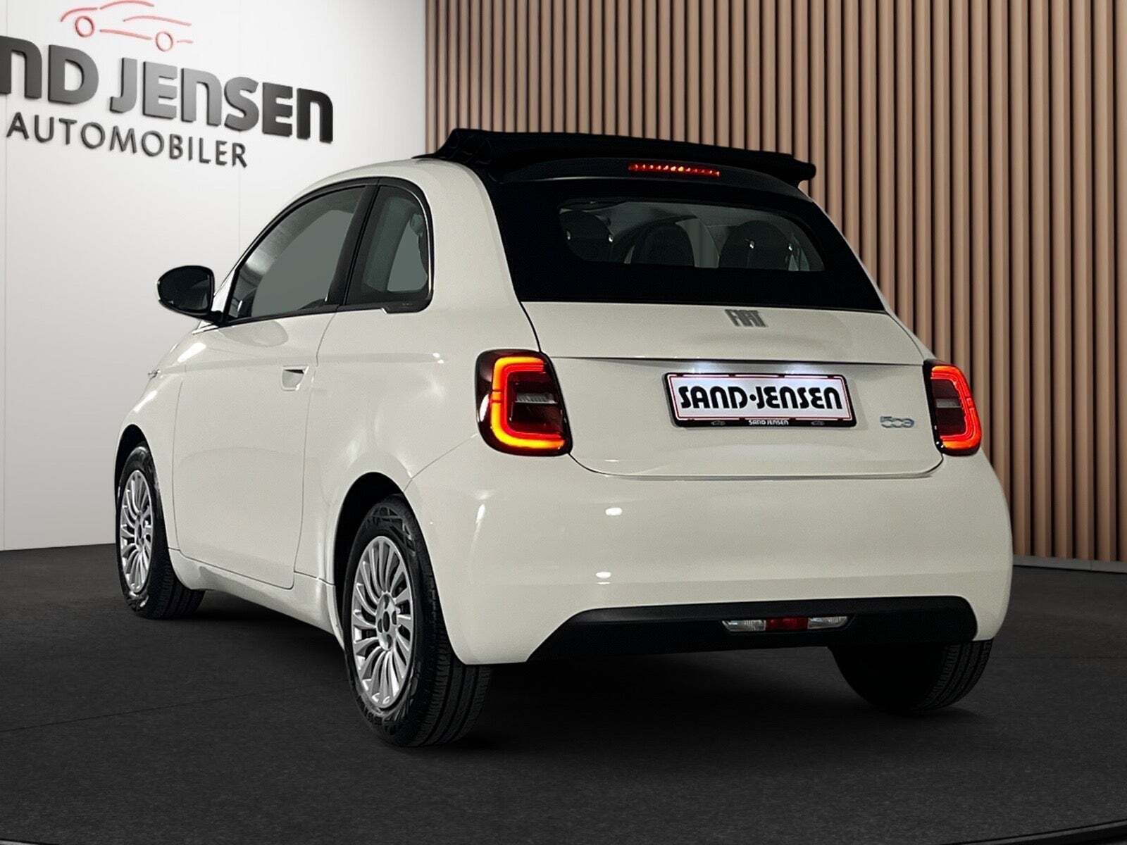 Fiat 500e 42 Icon Cabrio