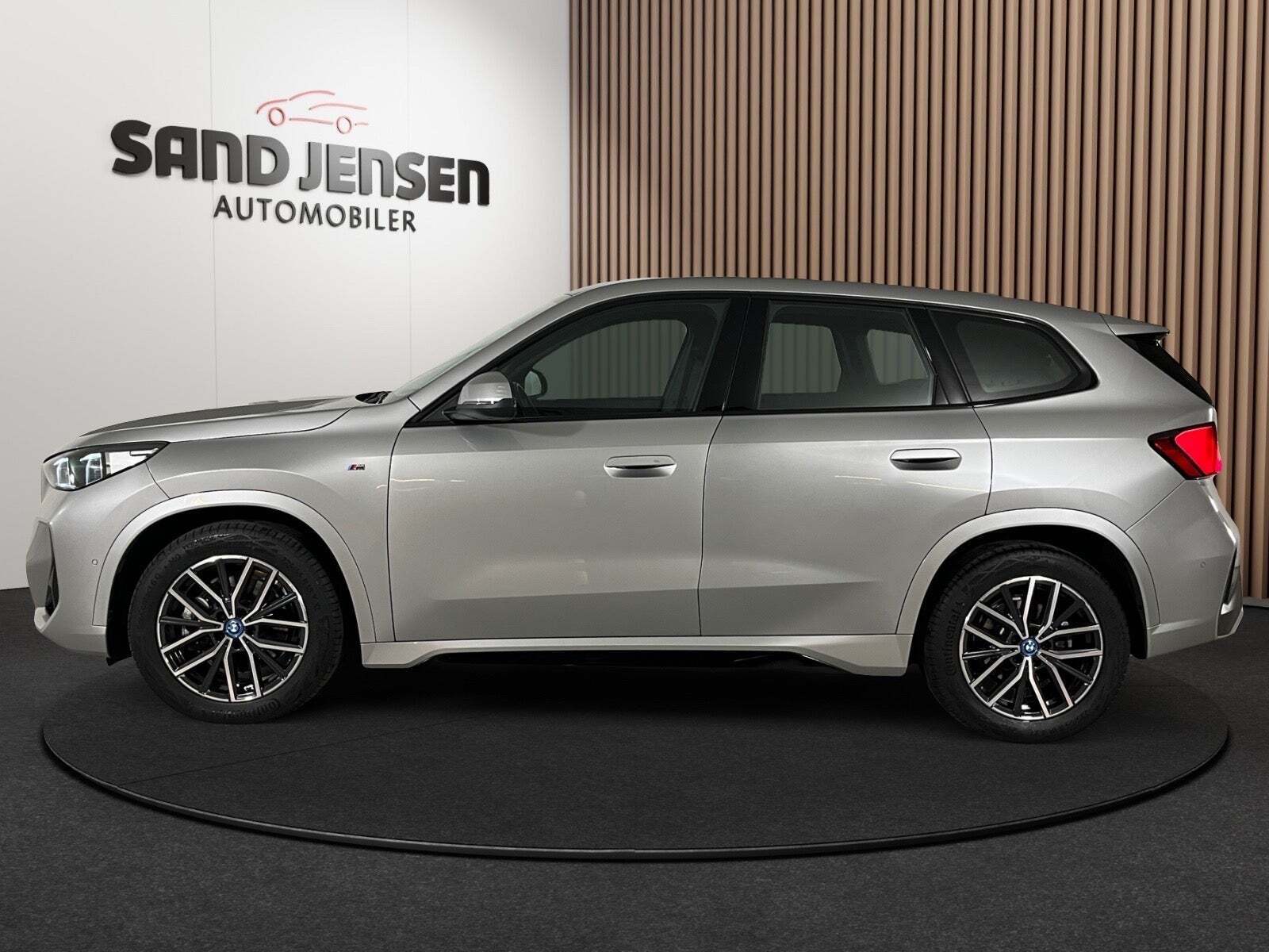 BMW iX1 xDrive30 M-Sport