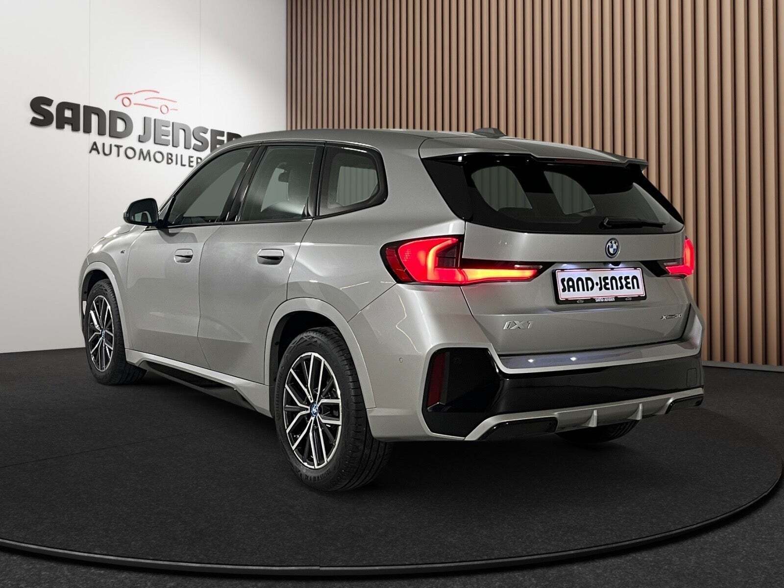 BMW iX1 xDrive30 M-Sport