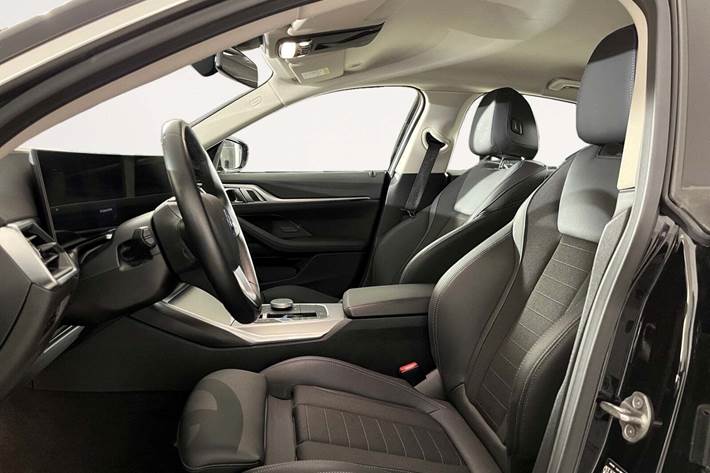 Sort BMW i4 fra 2024