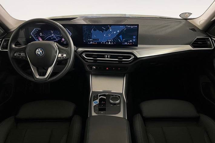 Sort BMW i4 fra 2024