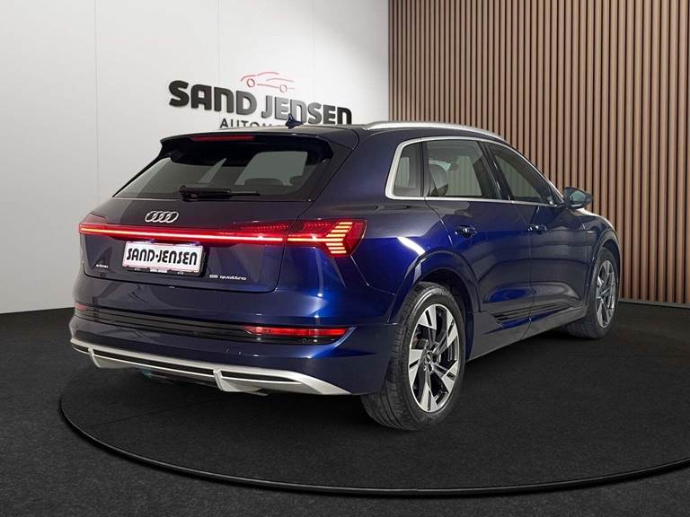 Audi e-tron 55 S-line quattro Van