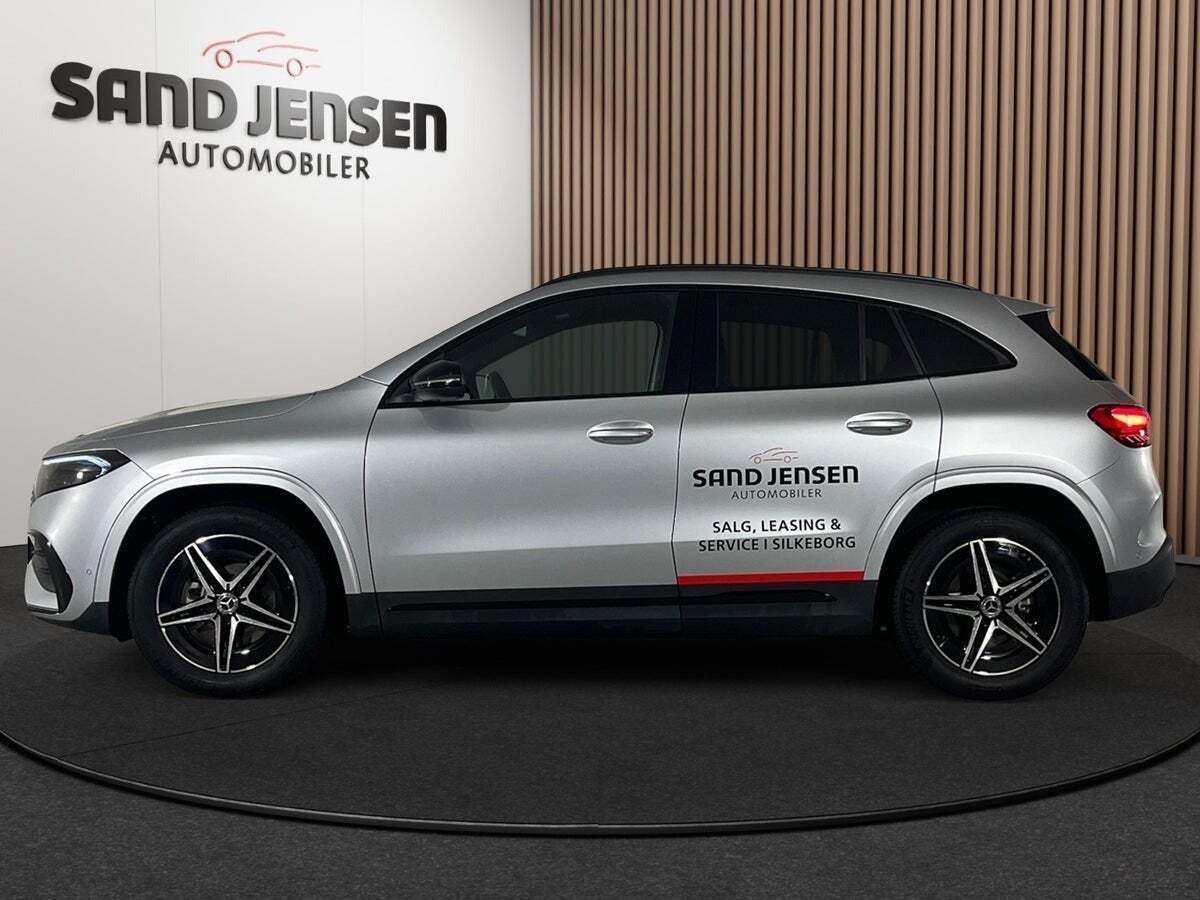 Mercedes EQA250+ AMG Line Van