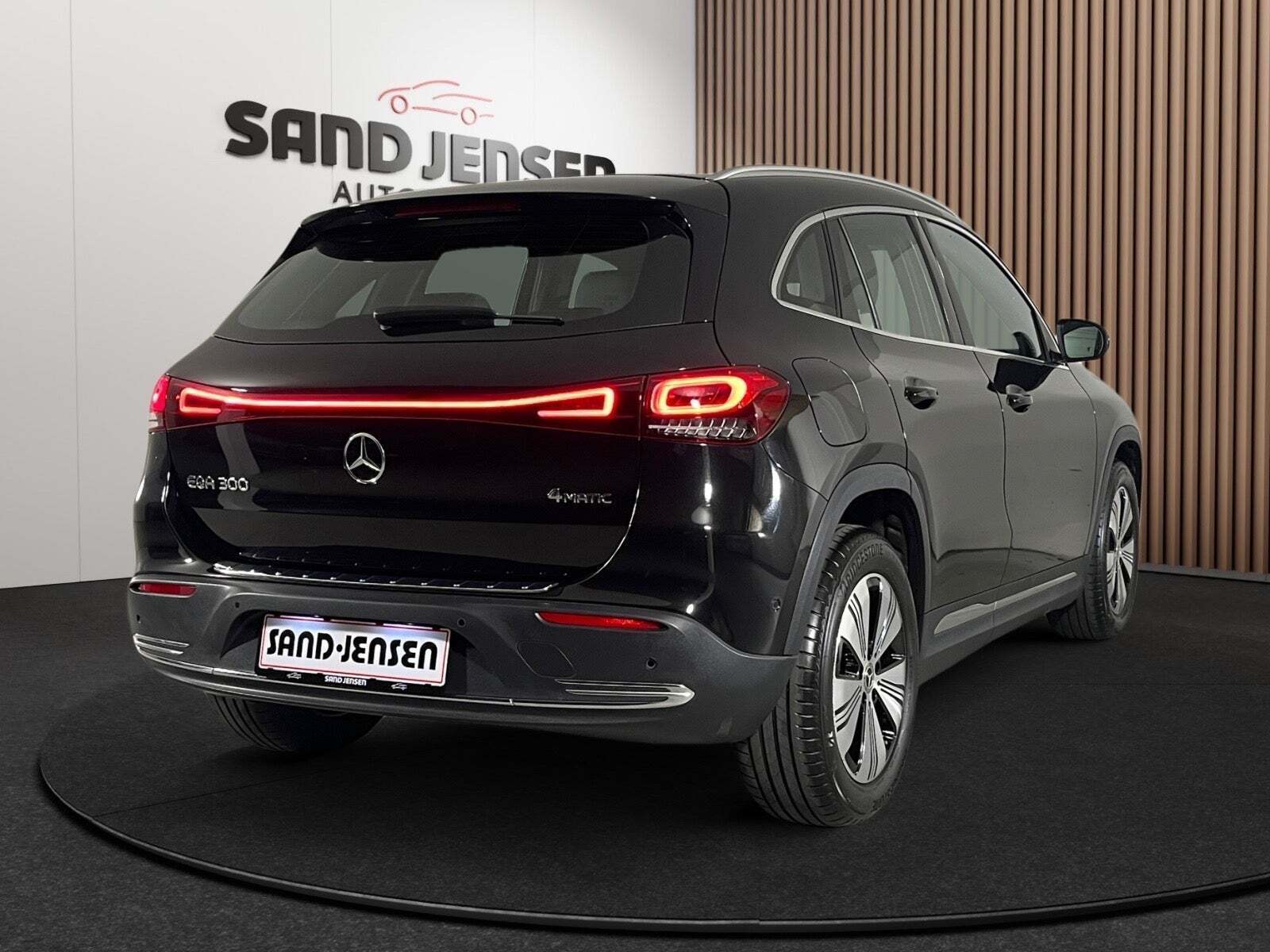Mercedes EQA300 Progressive 4Matic