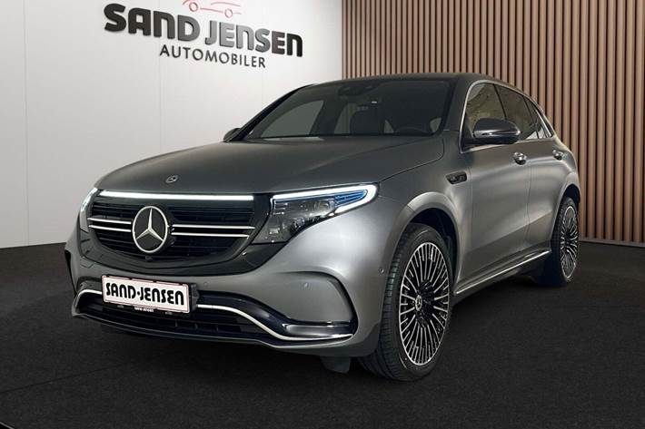 Grå Mercedes EQC400 fra 2023 set udefra