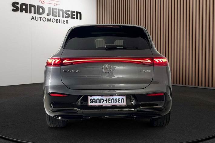 Grå Mercedes EQS450 SUV fra 2023