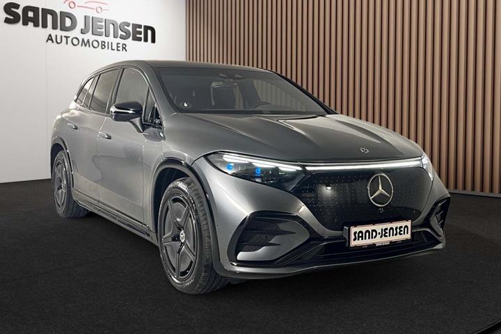 Grå Mercedes EQS450 SUV fra 2023